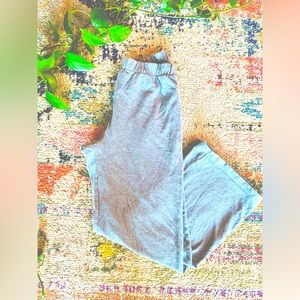 🌞 Brandy Melville Wide Legged Sweatpants - Gray - One Size Fits Most 🌞